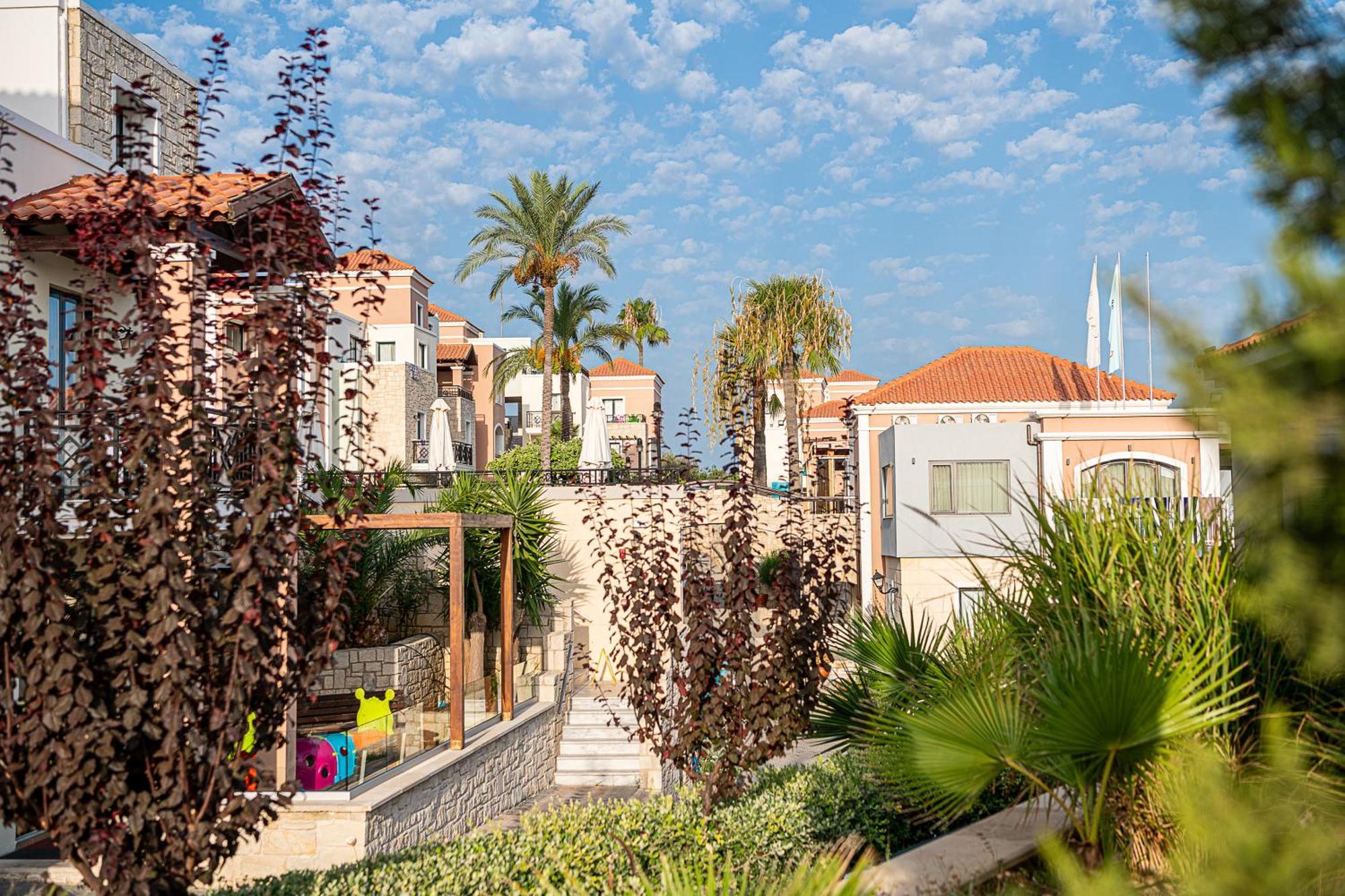 Atlantica Caldera Village Agia Marina Esterno foto